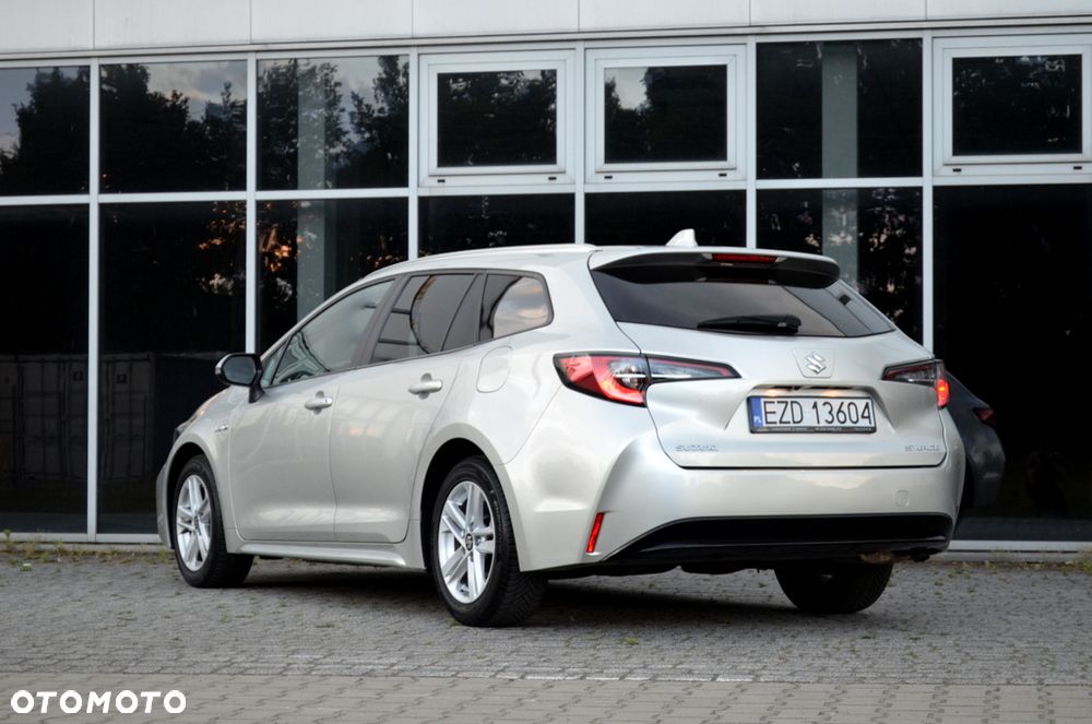 Suzuki Swace 1.8 Hybrid Elegance CVT - 16