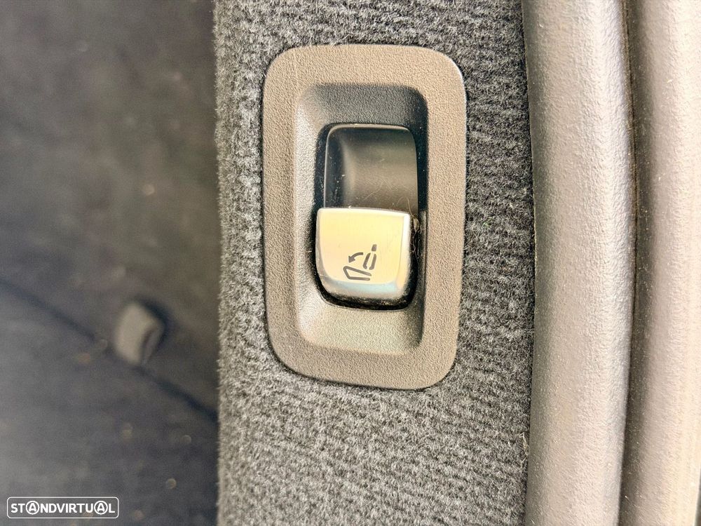 Mercedes-Benz C 180 - 10