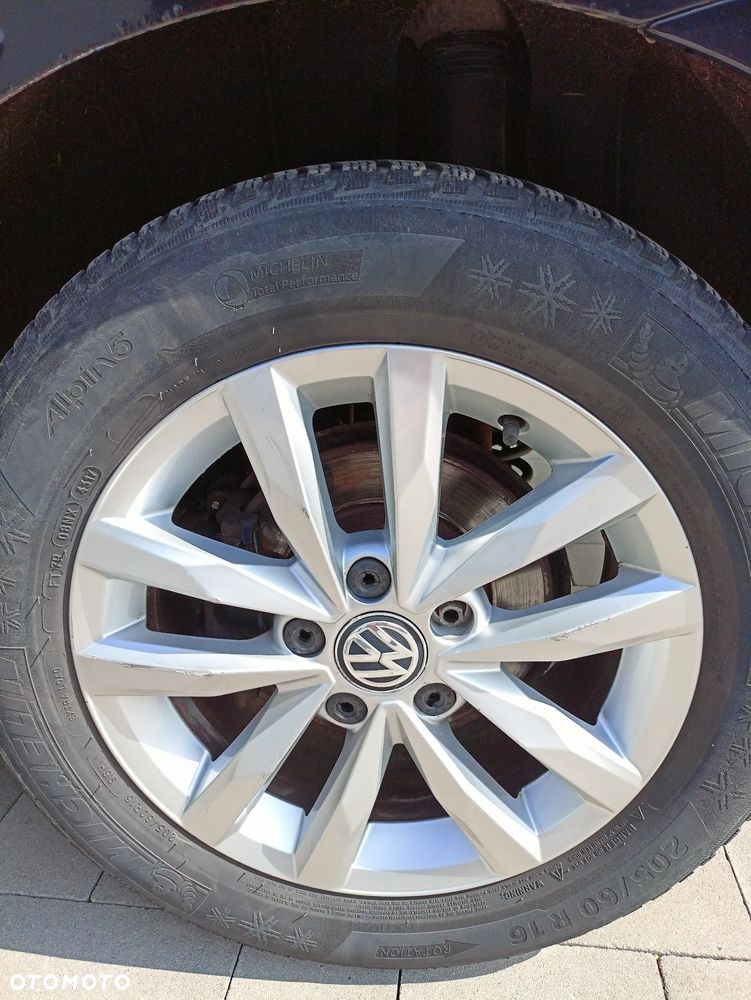 Volkswagen Touran 2.0 TDI BMT Highline DSG - 19