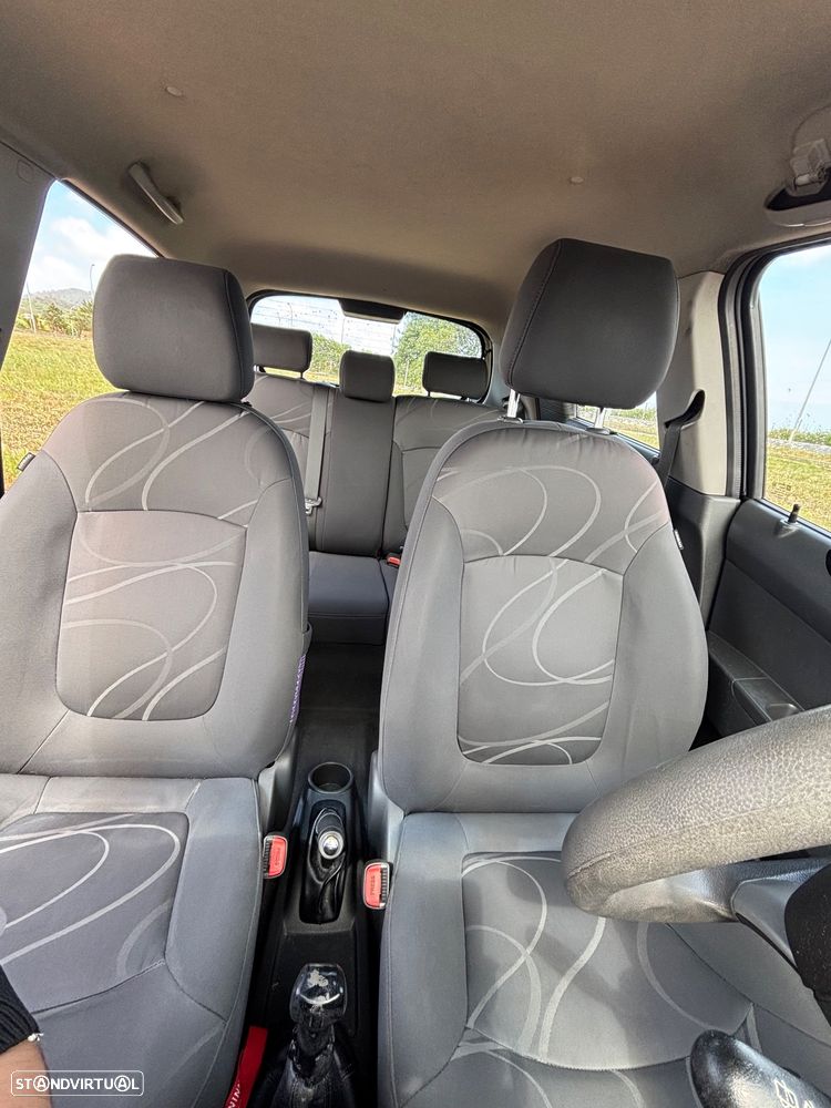 Chevrolet Spark 1.0 L - 14