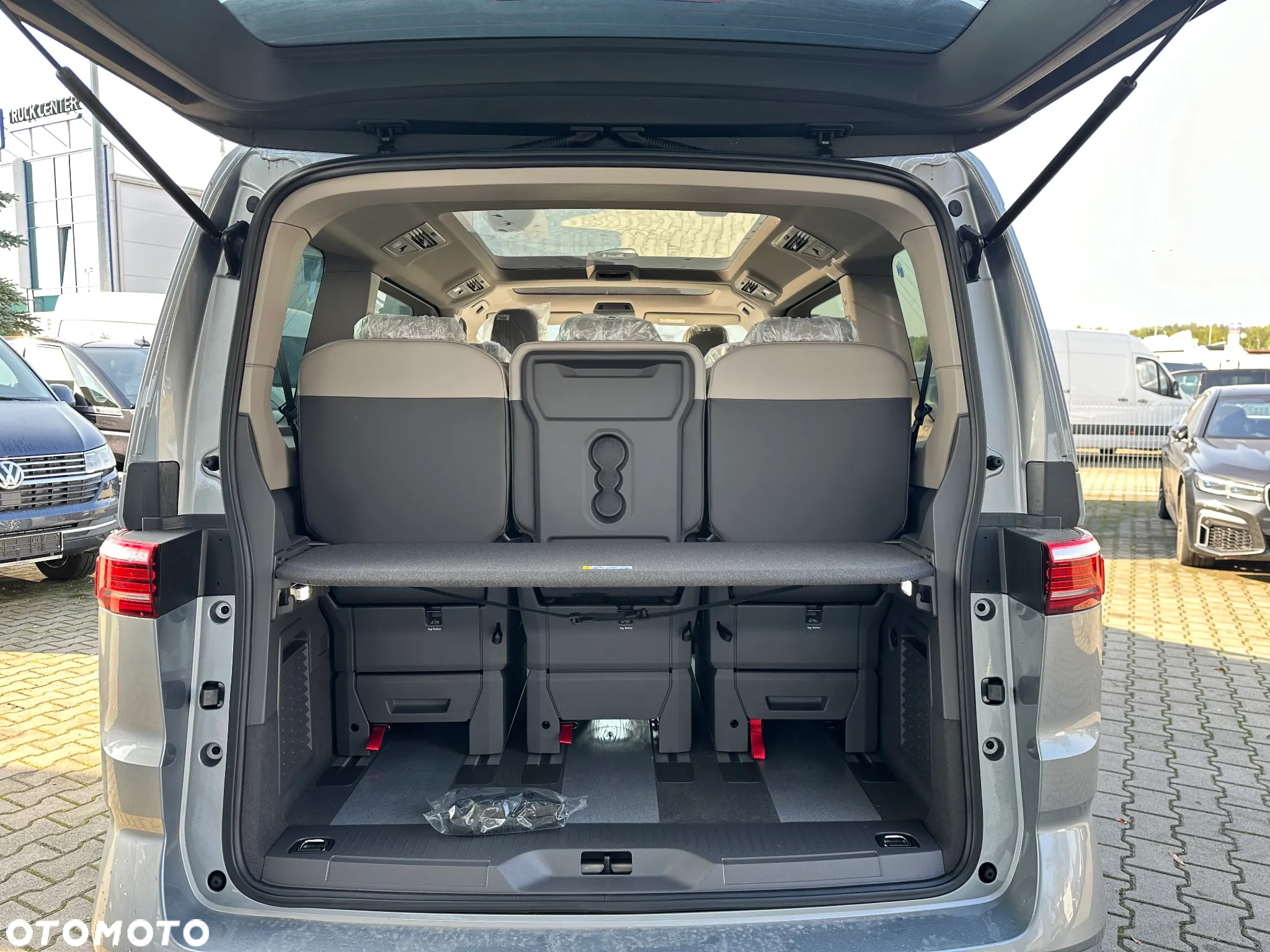 Volkswagen Multivan 2.0 TSI L1 Life DSG - 8