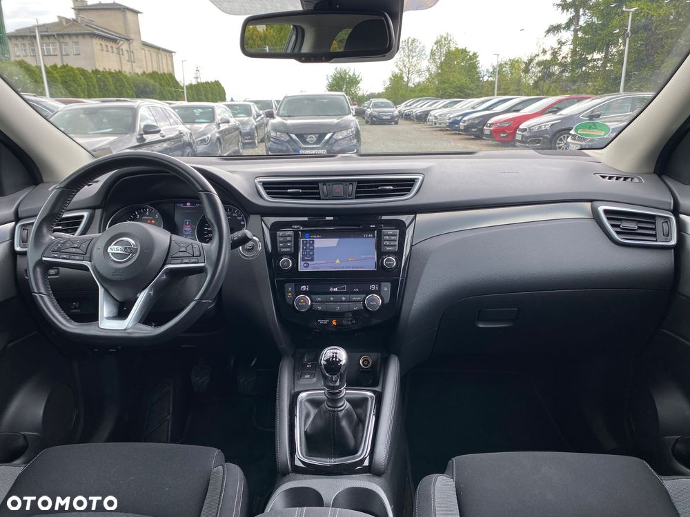 Nissan Qashqai 1.6 DIG-T N-Connecta - 29