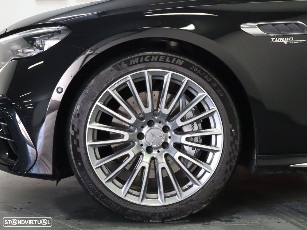 Mercedes-Benz E 53 AMG Hybrid 4Matic+ - 6