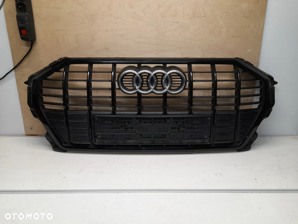 AUDI Q3 ATRAPA CHŁODNICY GRILL 83A853651E