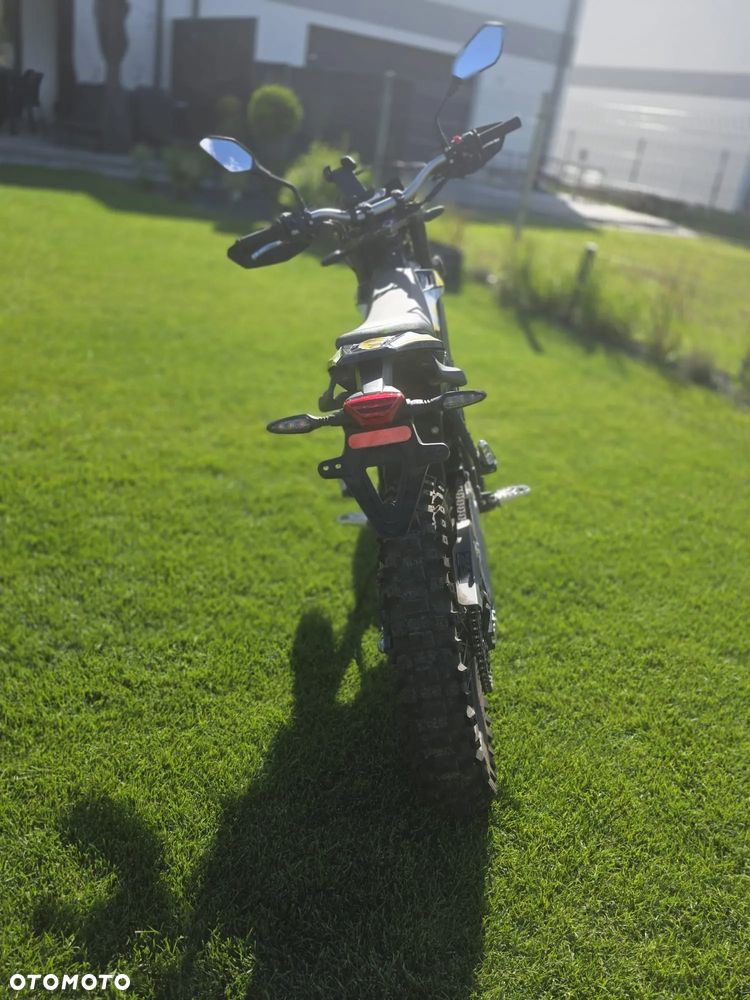 Surron Ultra-Bee - 3
