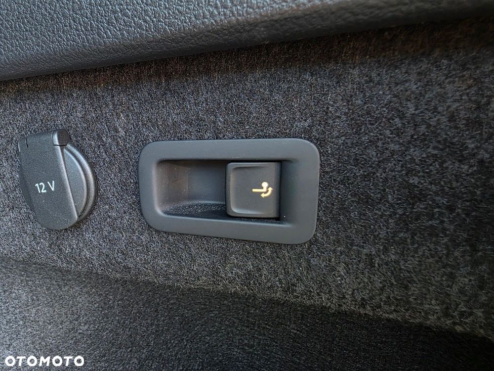 Volkswagen Passat 2.0 TDI EVO Elegance DSG - 31