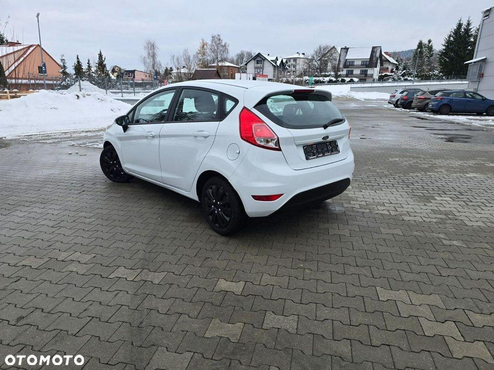 Ford Fiesta - 11