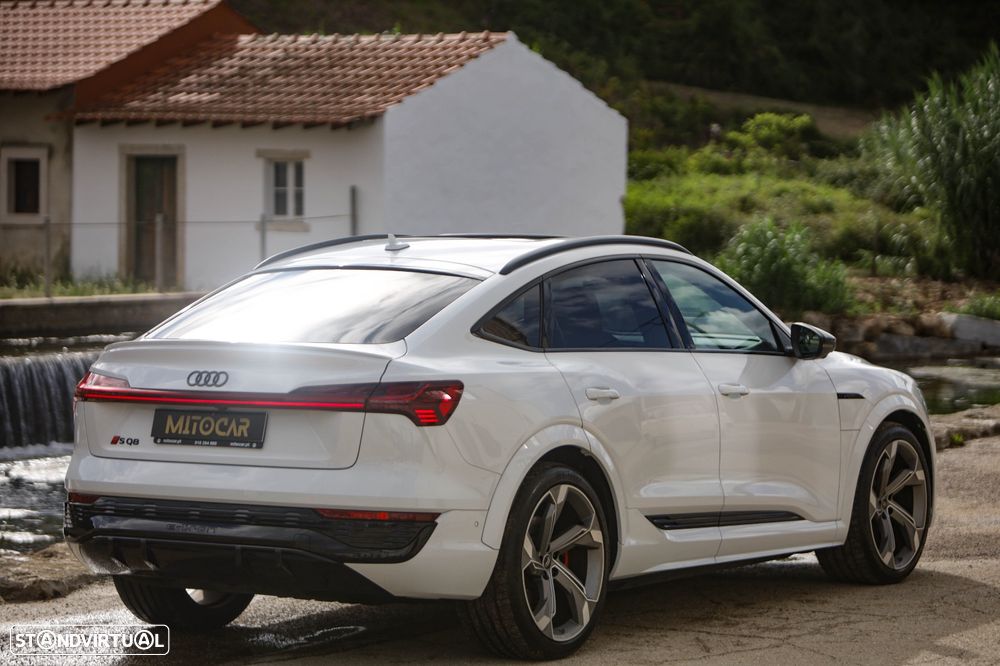 Audi SQ8 Sportback e-tron quattro - 18
