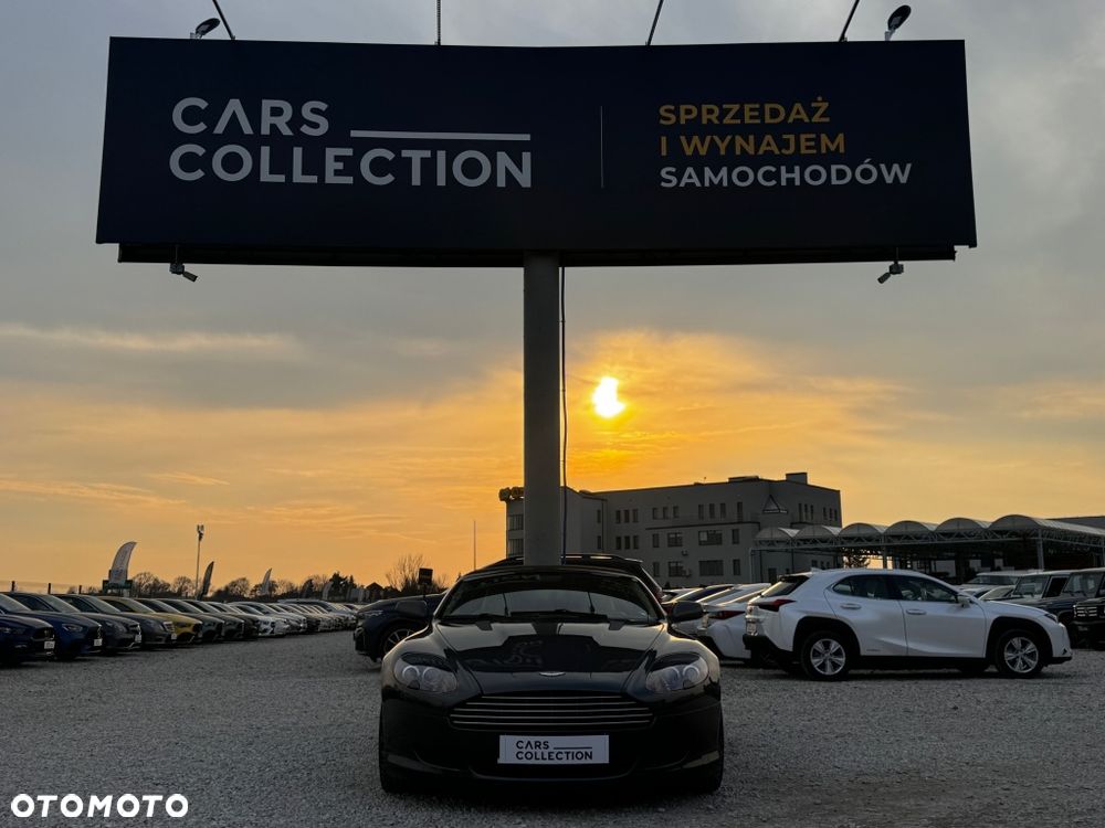 Aston Martin DB9 - 23