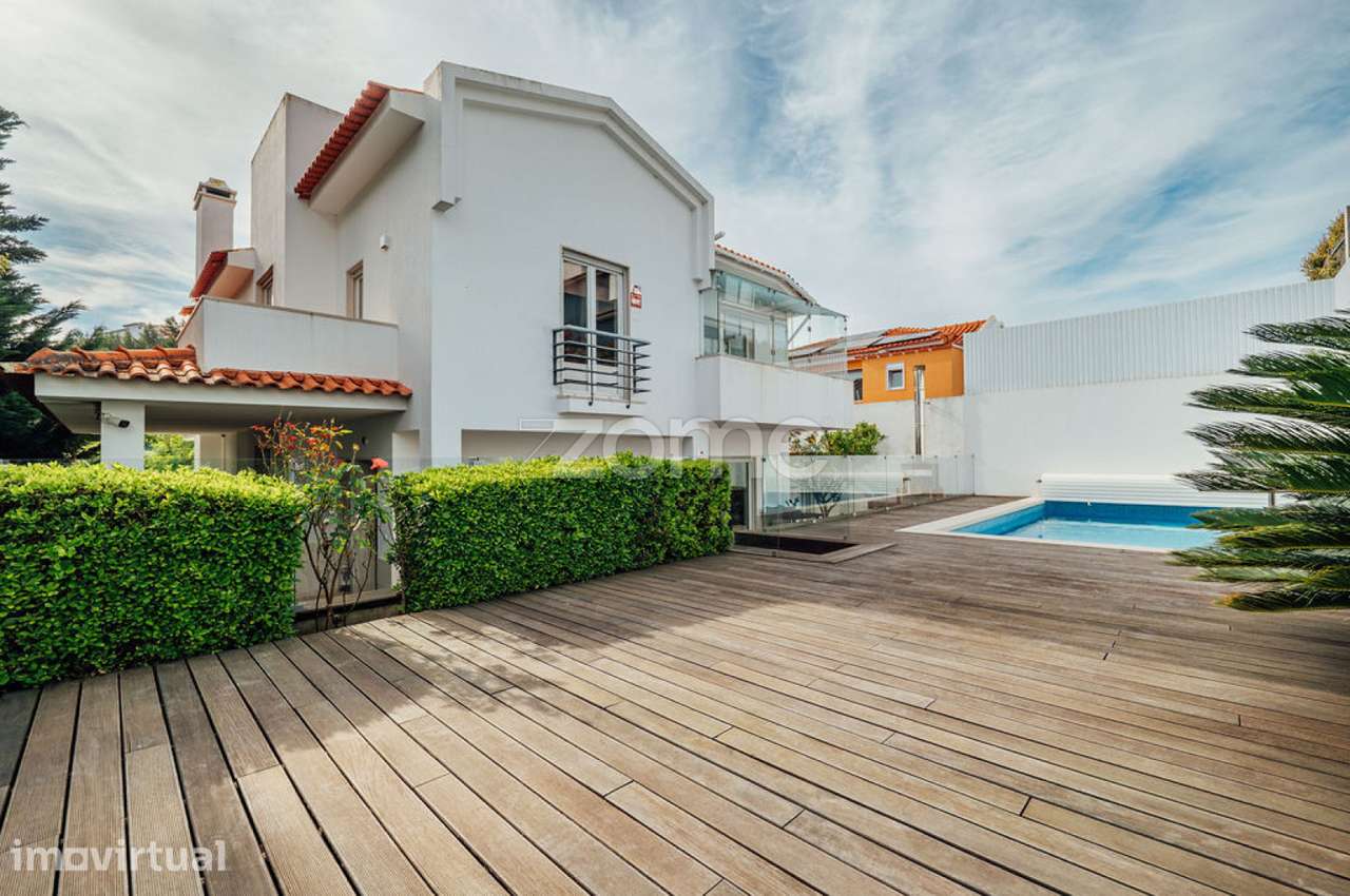 Moradia T5 de Luxo com Piscina - Grande imagem: 2/60