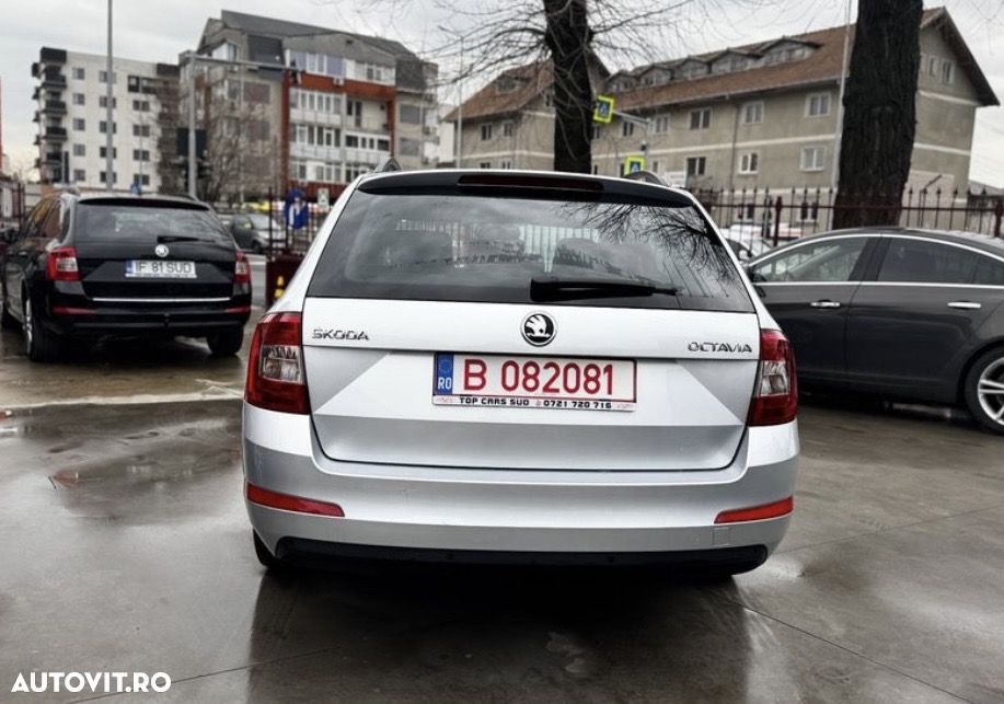 Skoda Octavia 2.0 TDI (Green tec) DSG Style - 8