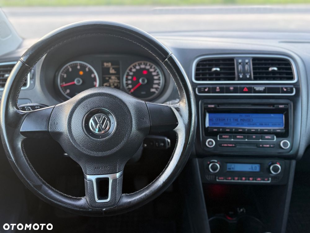 Volkswagen Polo 1.4 16V Highline - 5