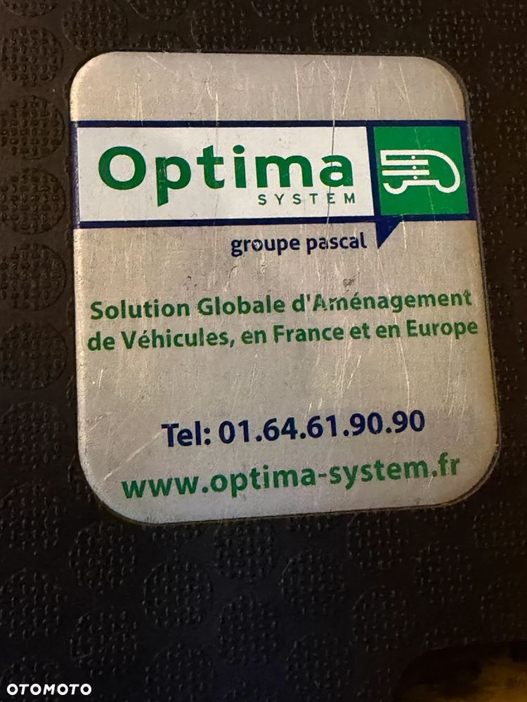 Mercedes-Benz Sprinter - 37