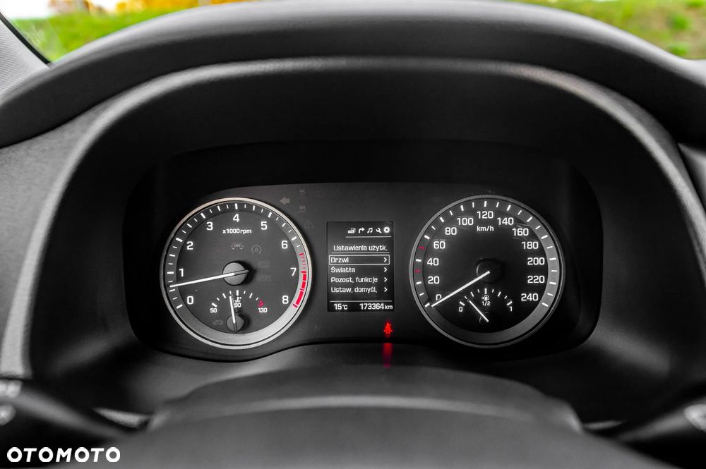 Hyundai Tucson 1.6 GDI BlueDrive Comfort 2WD - 25