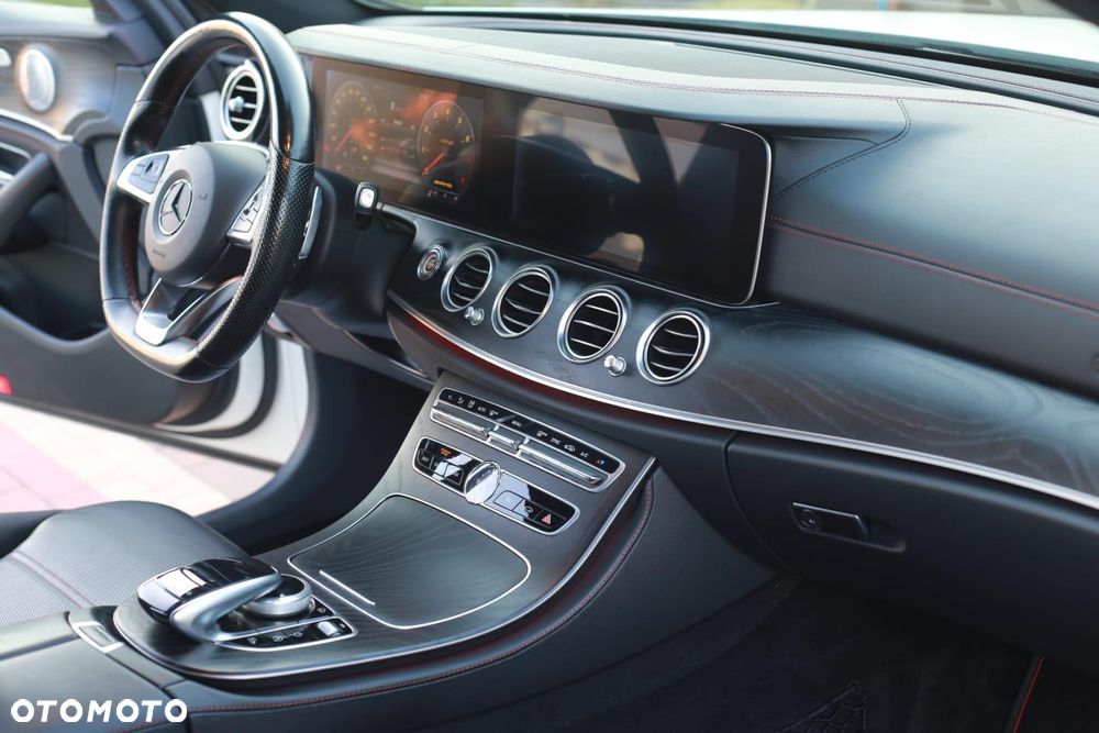 Mercedes-Benz Klasa E 43 AMG 4-Matic - 9