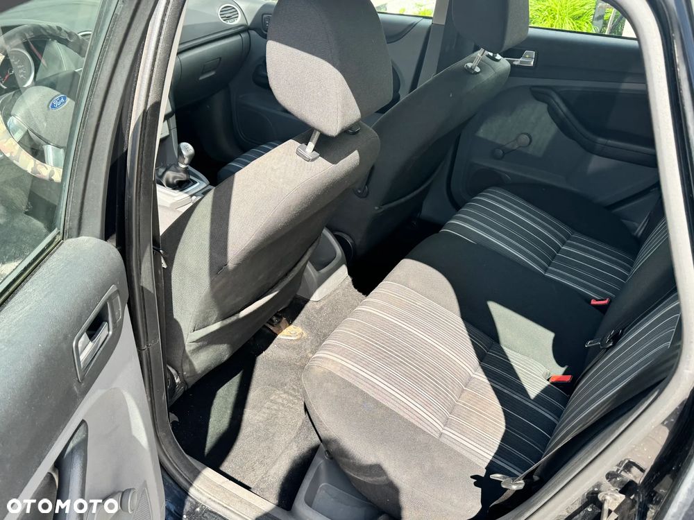 Ford Focus 1.6 TDCi Trend - 4