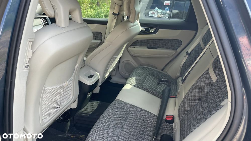 Volvo XC 60 D4 SCR AWD Momentum - 7