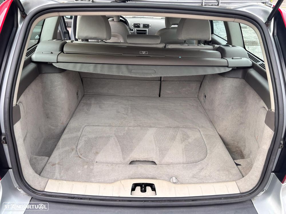 Volvo V50 1.6 D Momentum - 10