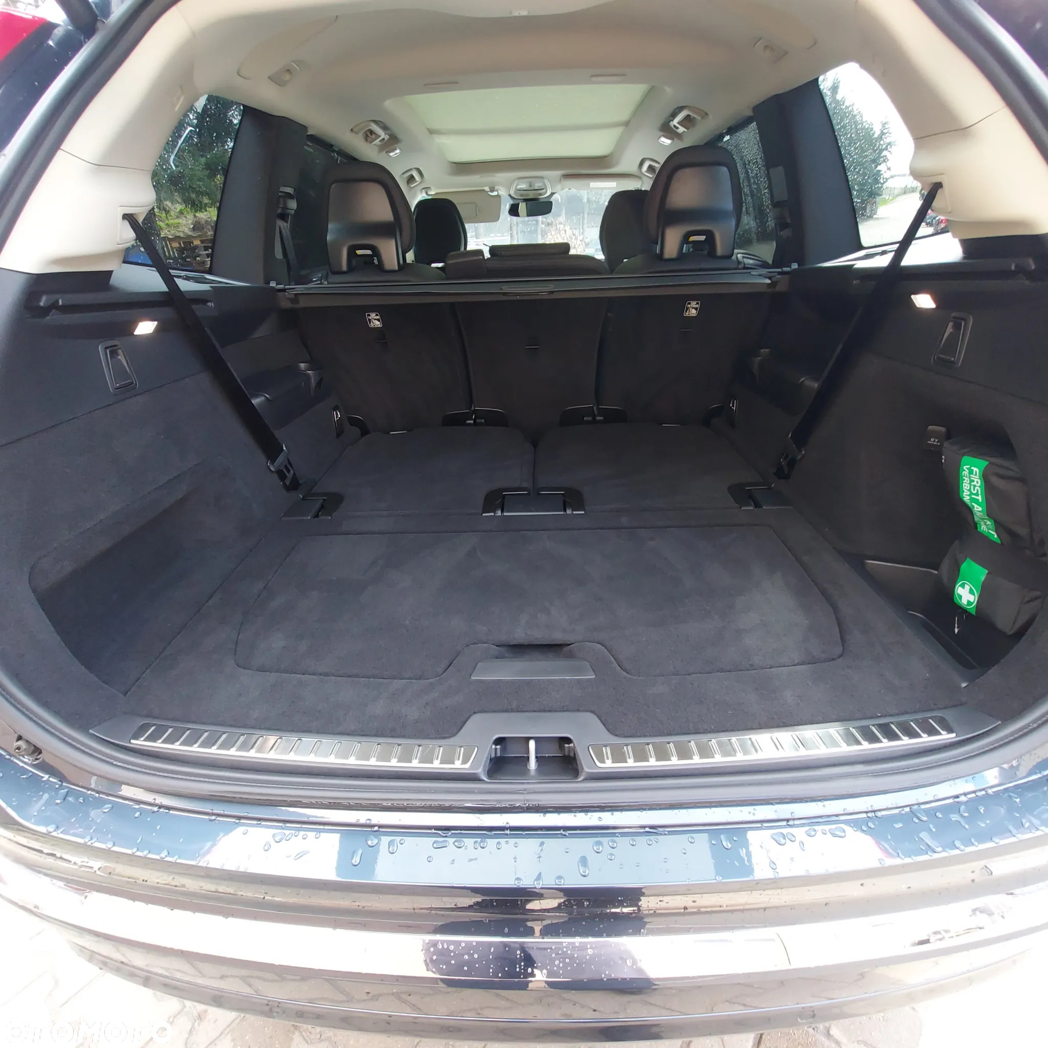Volvo XC 90 B5 D AWD Plus Bright - 32