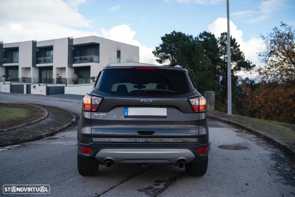 Ford Kuga 1.5 TDCi ST-Line - 28