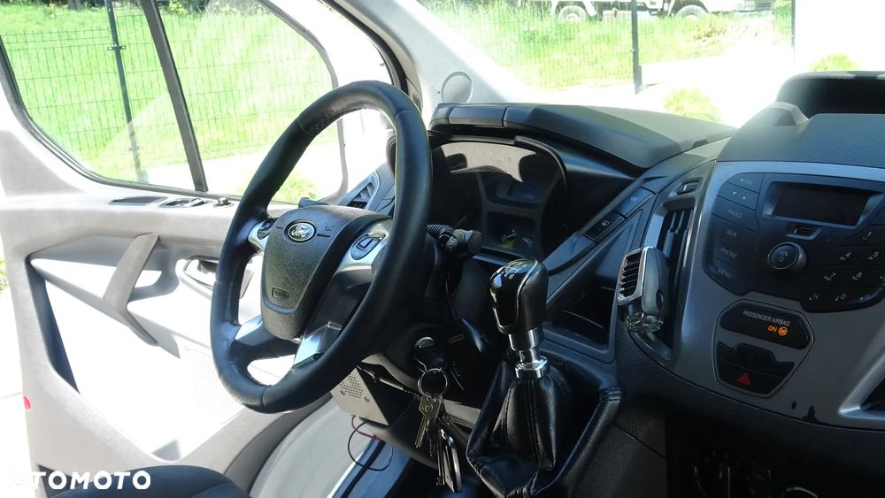 Ford Transit Custom 290 L2H1 Limited - 38