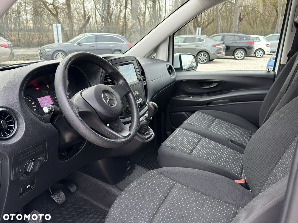 Mercedes-Benz Vito - 10