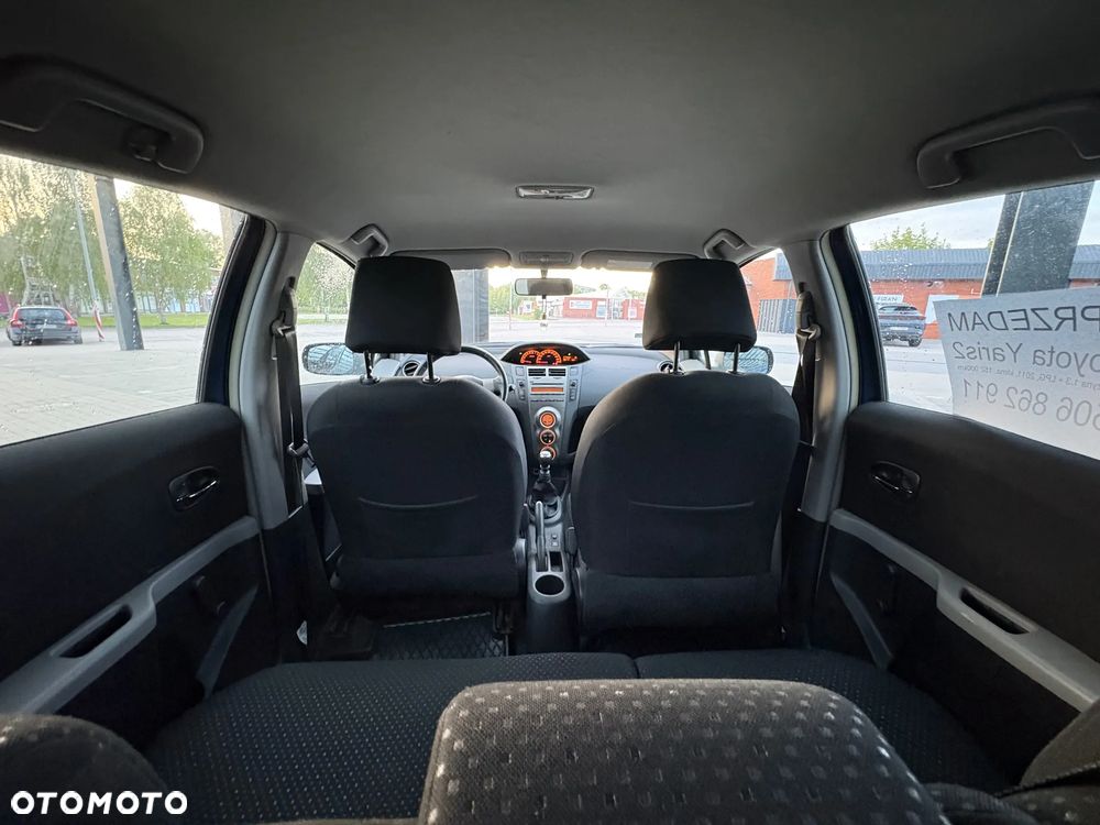 Toyota Yaris 1.33 Sol - 16