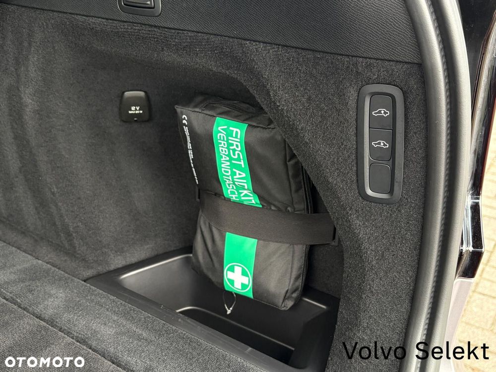 Volvo XC 90 - 13