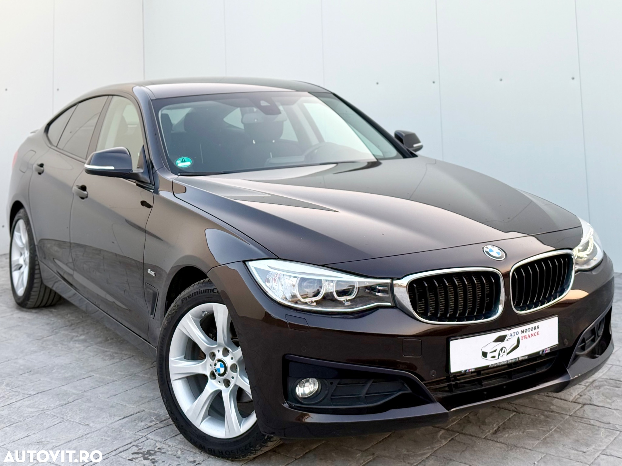 BMW Seria 3 320d Sport Line - 3
