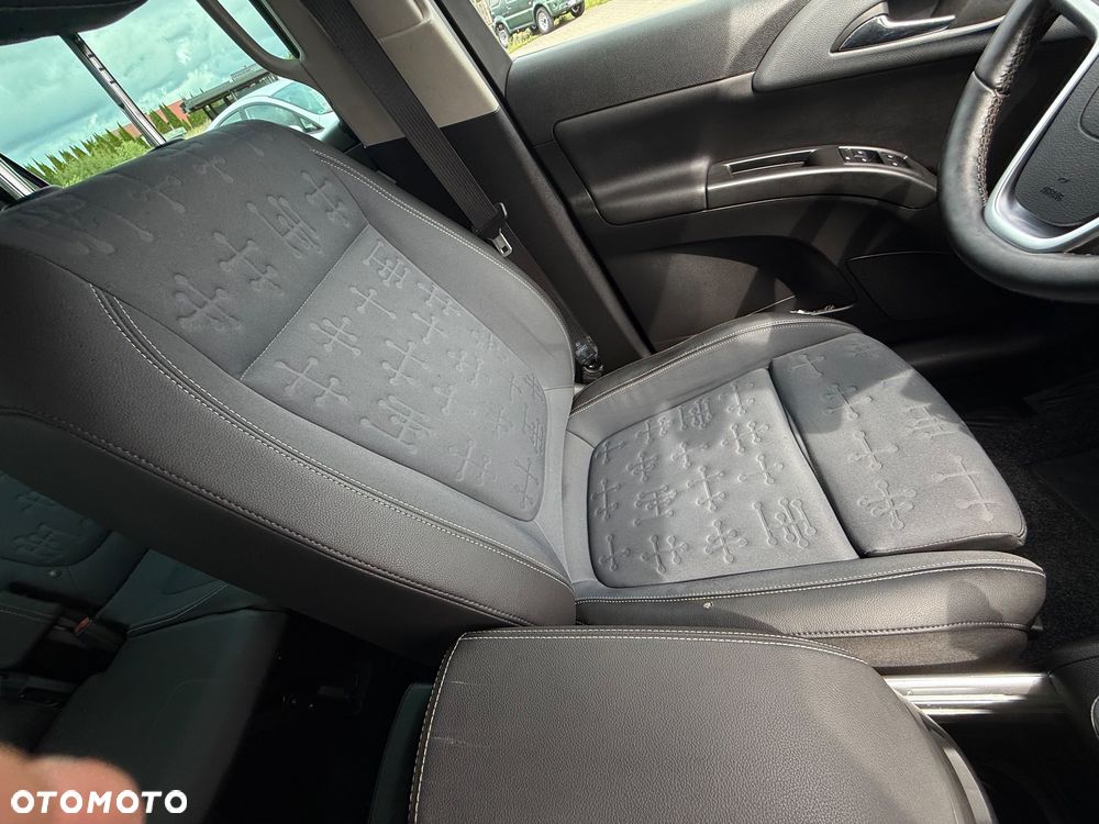 Opel Meriva 1.6 CDTI Cosmo S&S - 17