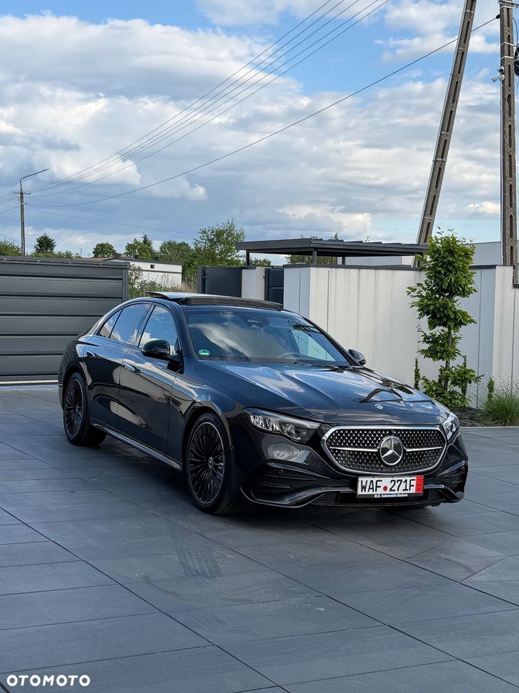 Mercedes-Benz Klasa E 220 d 4Matic 9G-TRONIC Edition AMG Line - 1