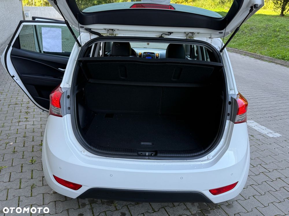 Hyundai ix20 - 12