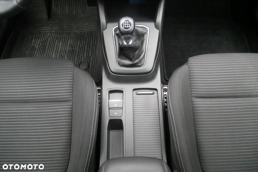 Ford Focus 1.0 EcoBoost Titanium - 11