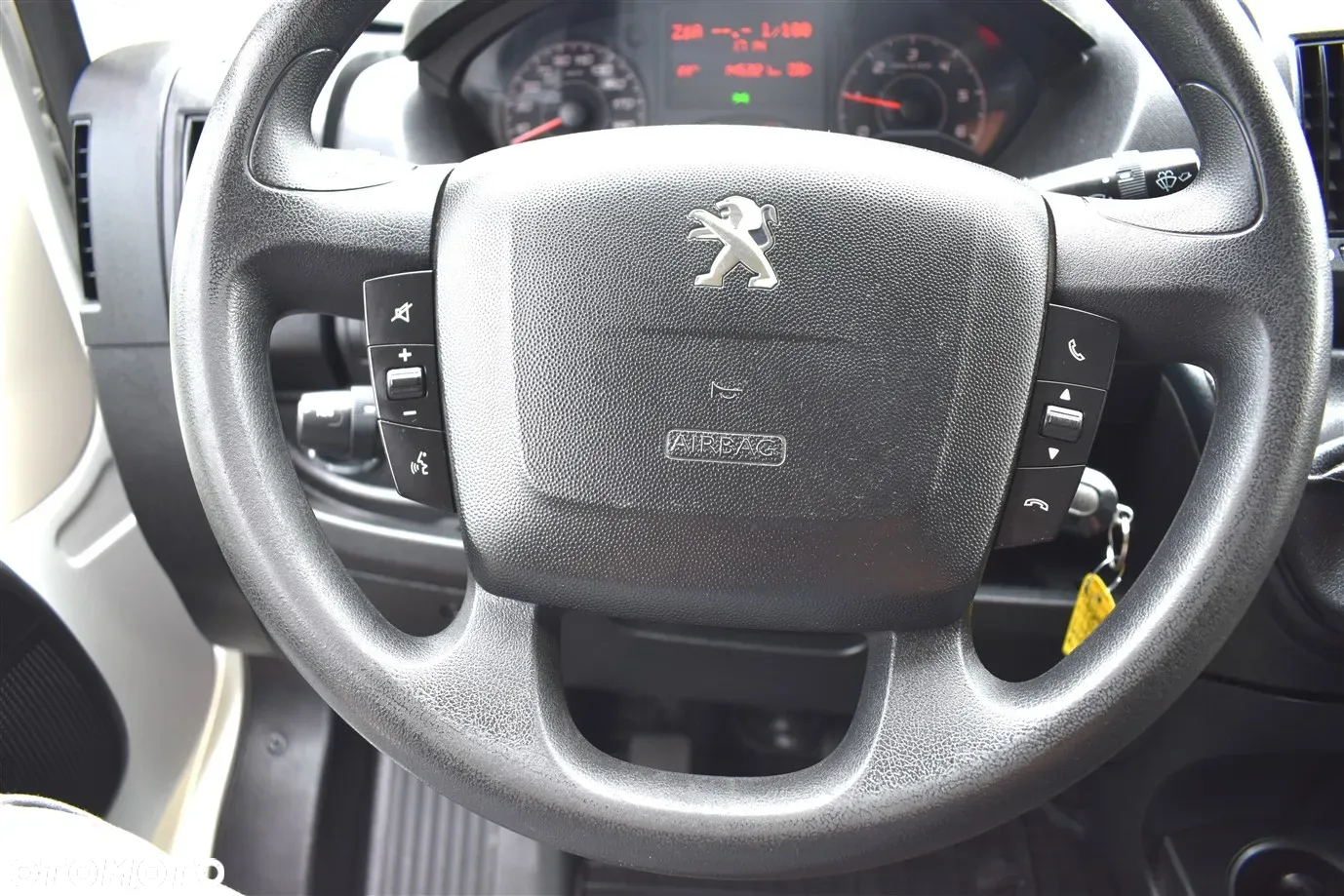 Peugeot BOXER - 33