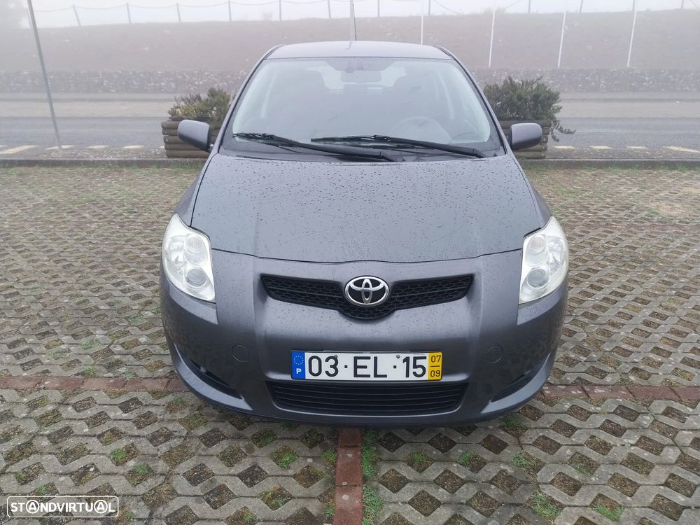 Toyota Auris 1.4 D-4D Sol - 2