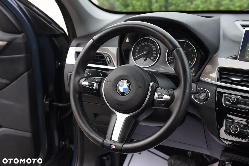 BMW X1 xDrive20d Sport Line - 33