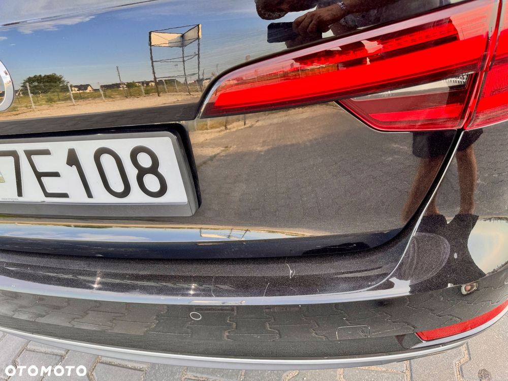 Audi A4 Avant 2.0 TFSI ultra S tronic - 4