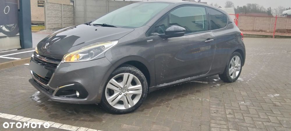 Peugeot 208 82 PureTech Style - 6
