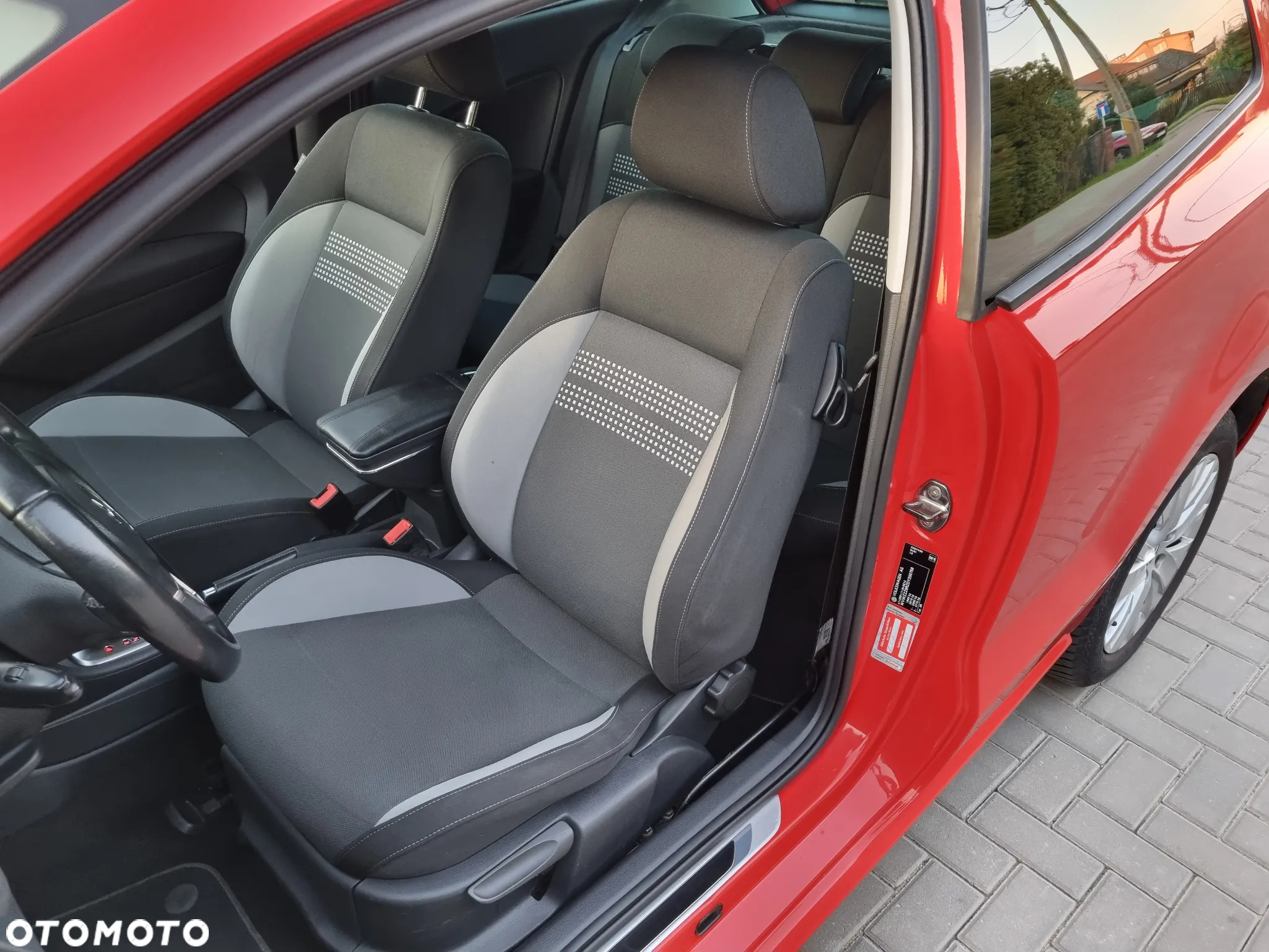 Volkswagen Polo 1.6 TDI DPF Highline DSG - 14