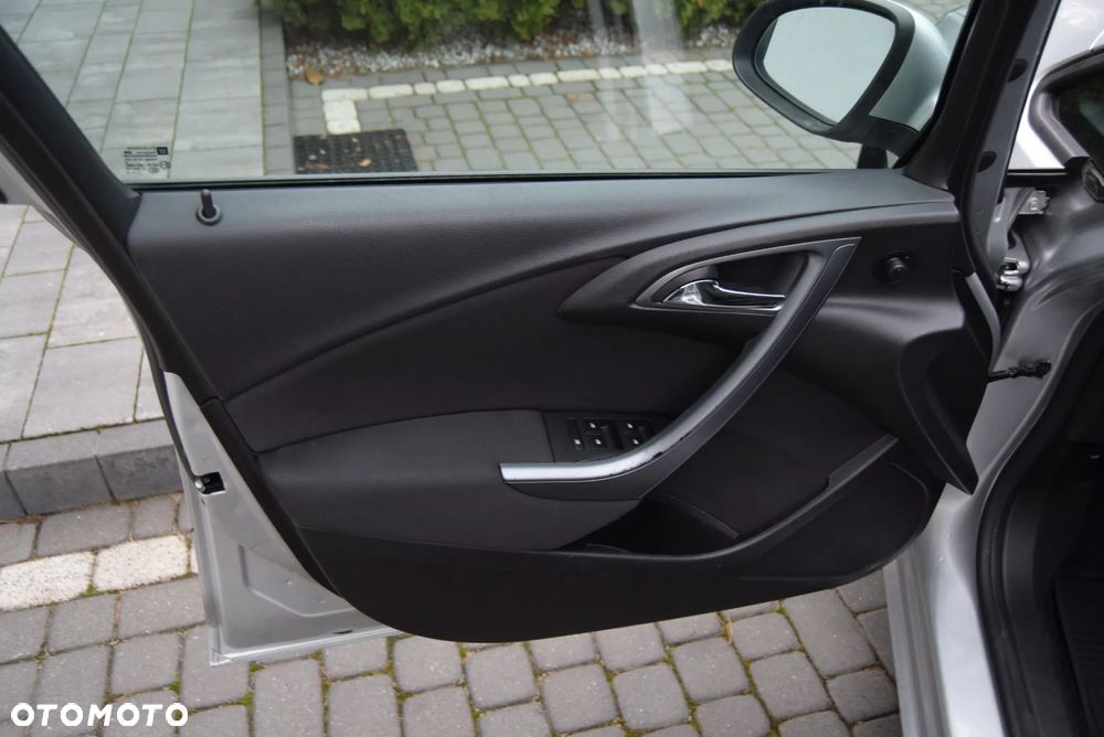 Opel Astra 1.7 CDTI DPF Active - 21