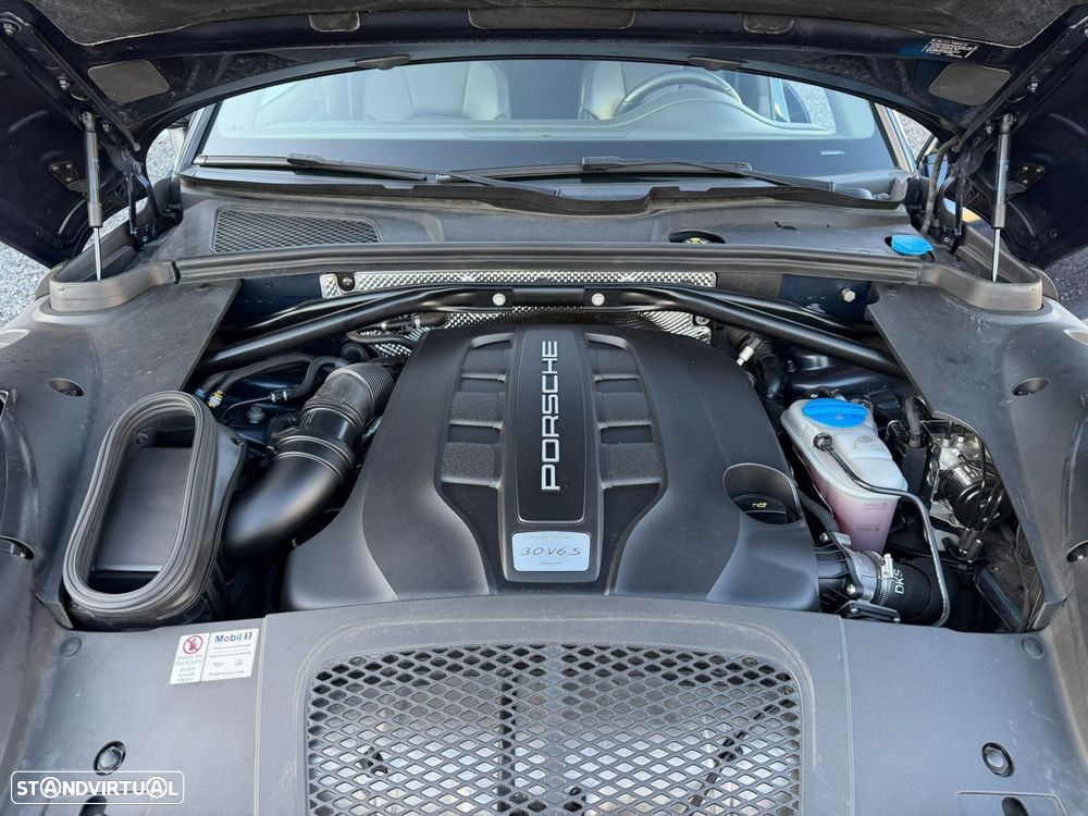 Porsche Macan S - 16