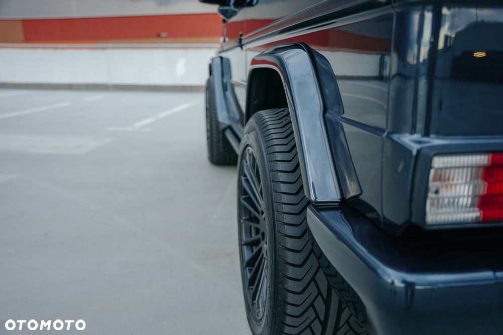 Mercedes-Benz Klasa G 300 TD - 18