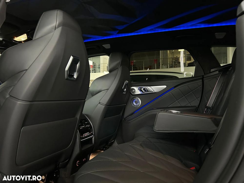 BMW XM Standard - 11