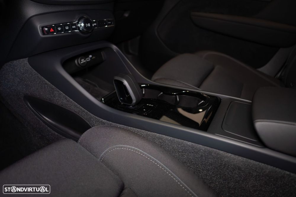 Volvo XC 40 Recharge 69 kWh Single Motor Core - 26