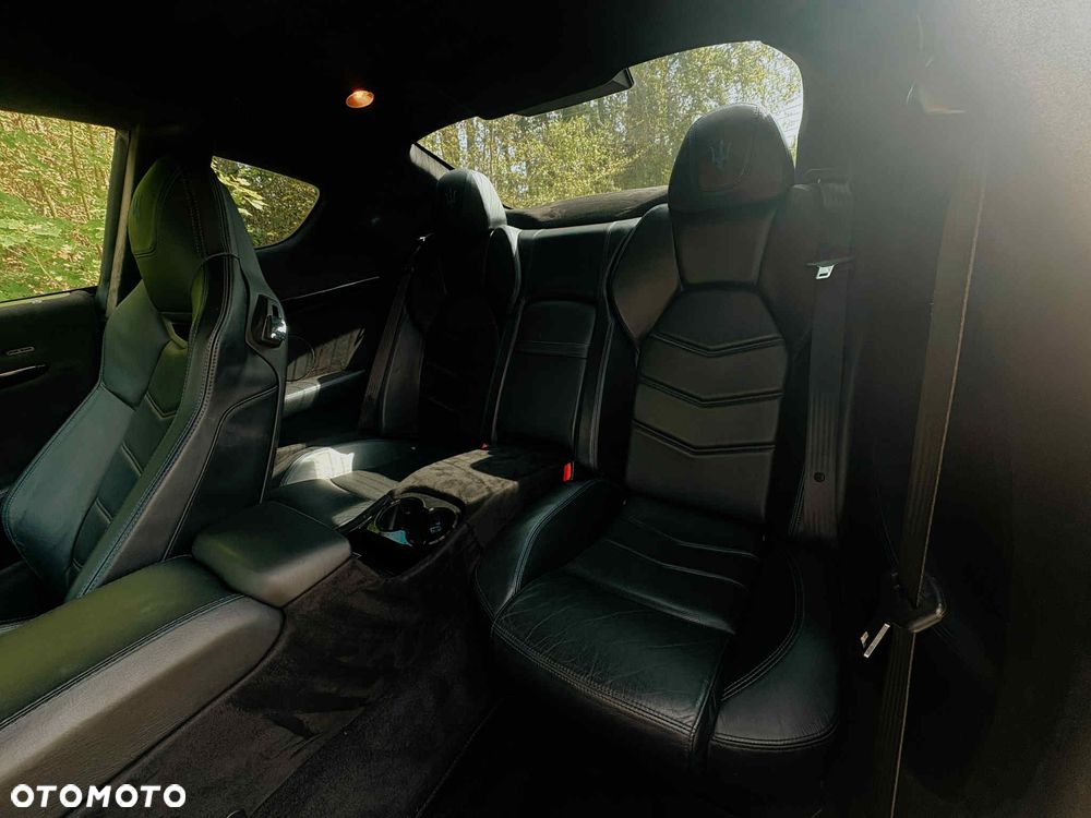 Maserati GranTurismo - 25