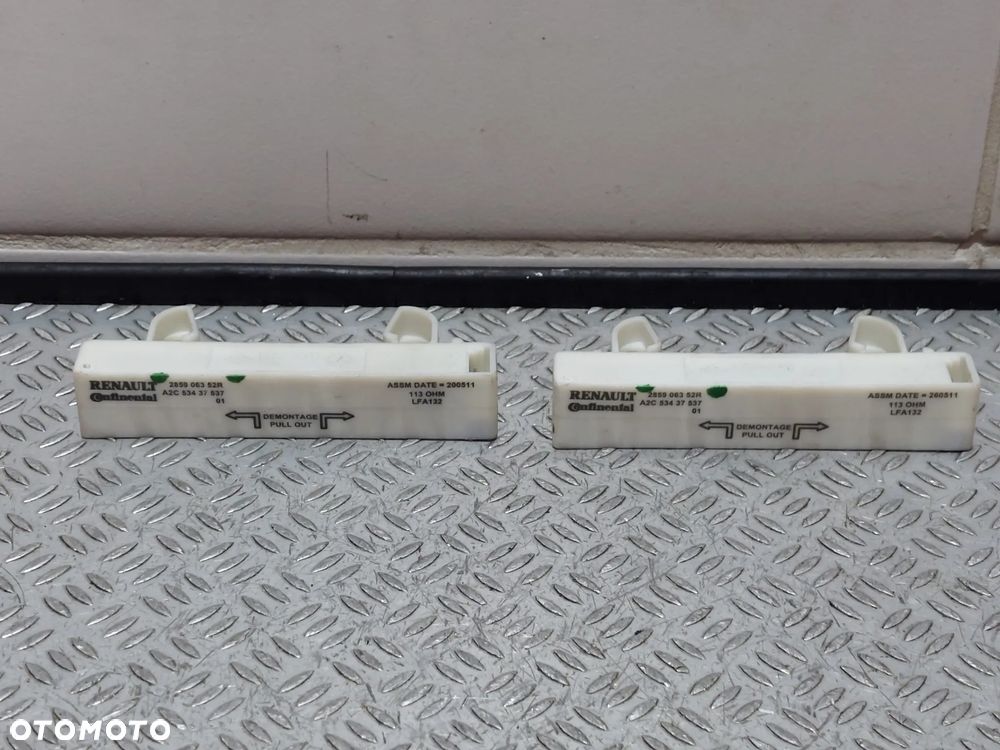 WZMACNIACZ ANTENOWY RENAULT SCENIC III 3 1,4 TURBO R 2011 NR 285906352R - 1