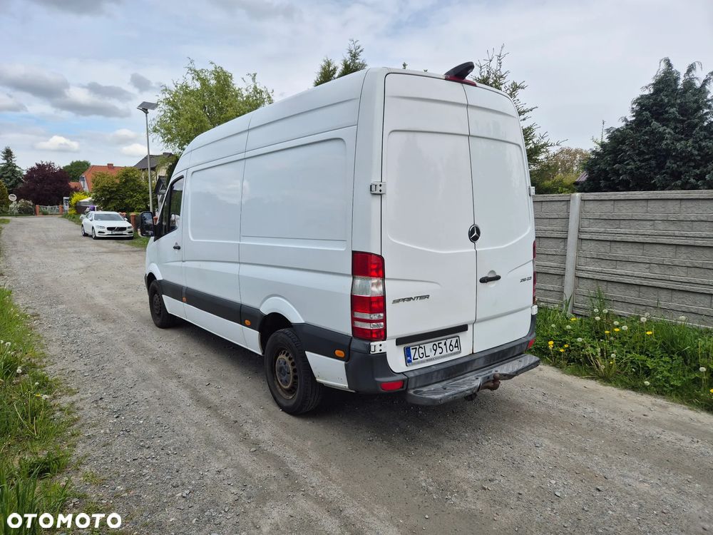 Mercedes-Benz SPRINTER - 5