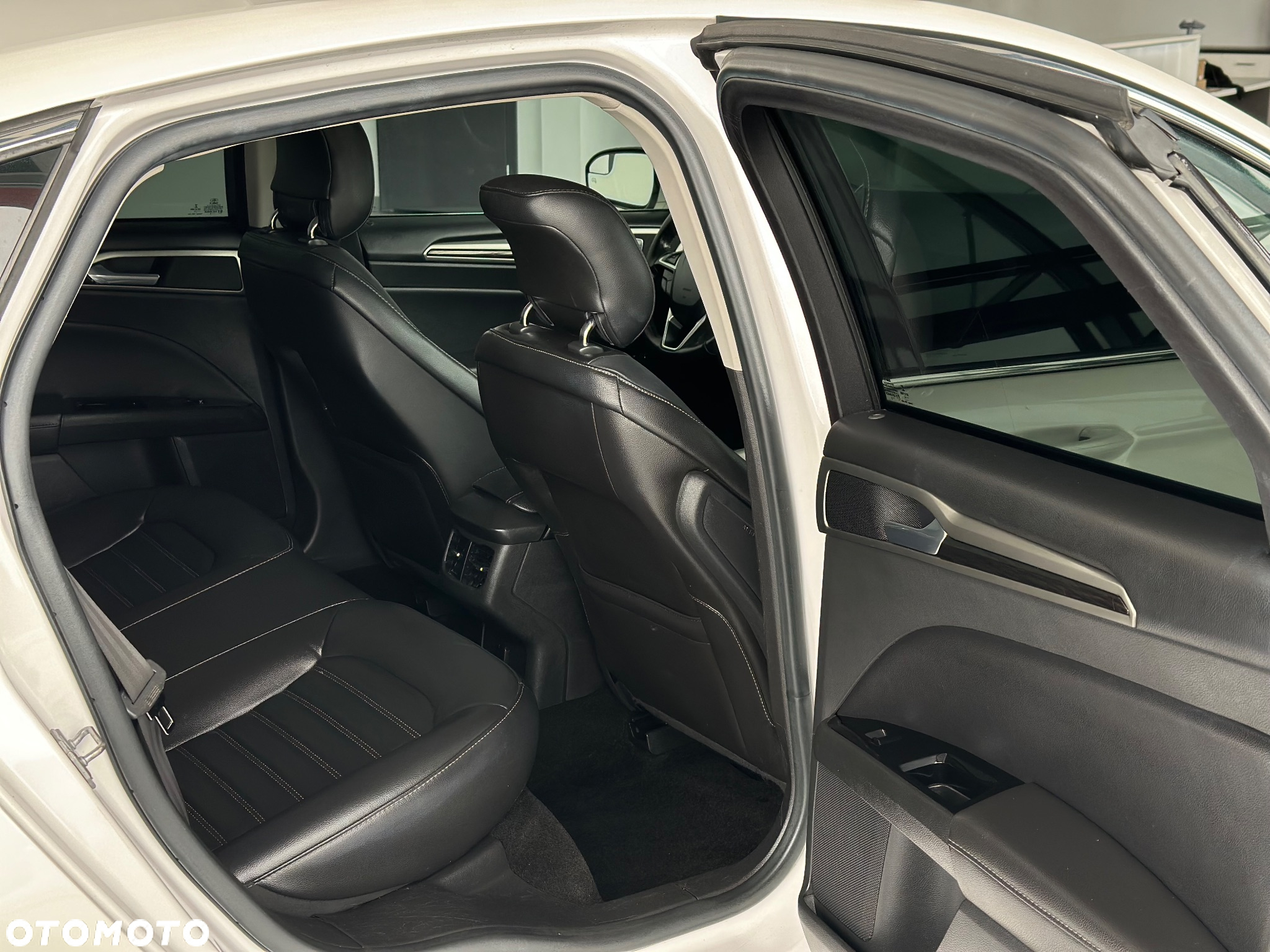 Ford Fusion - 17