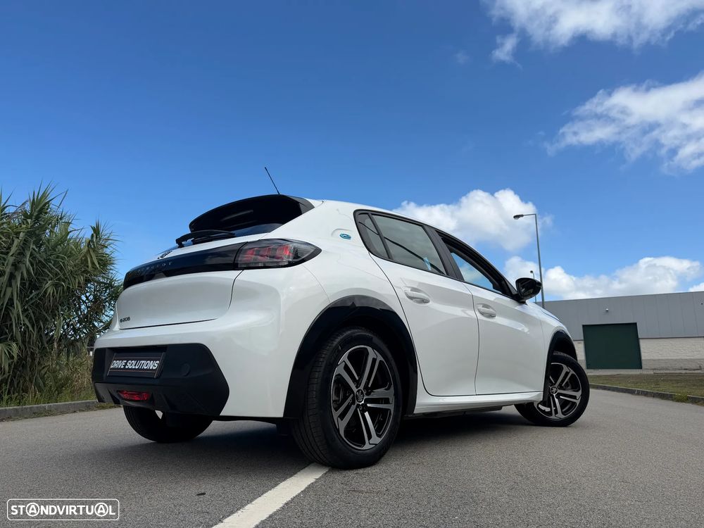 Peugeot e-208 Active - 15