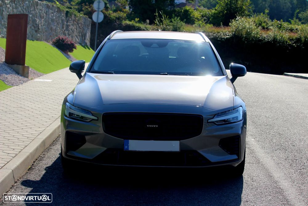 Volvo V60 2.0 D3 R-Design Momentum - 3
